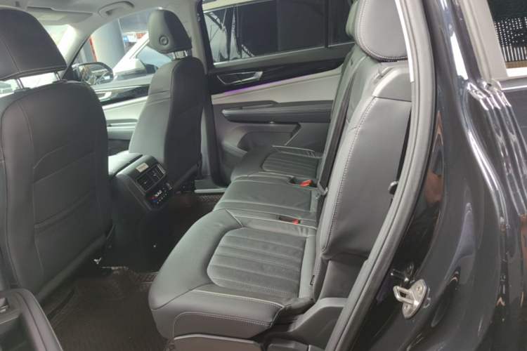 Used Volkswagen Teramont 2022 530 V6 Four-Wheel Drive Prestige Luxury Edition Left Rear Seat