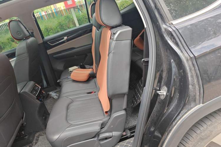 Used Volkswagen Teramont 2022 380TSI Four-Wheel Drive Prestige Luxury Edition Left Rear Seat
