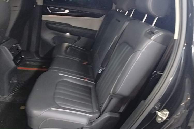 Used Volkswagen Teramont 2022 380TSI Four-Wheel Drive Prestige Luxury Edition Left Rear Seat
