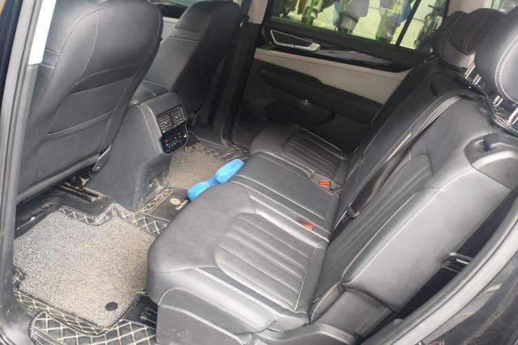Used Volkswagen Teramont 2022 380TSI Four-Wheel Drive Prestige Luxury Edition Left Rear Seat