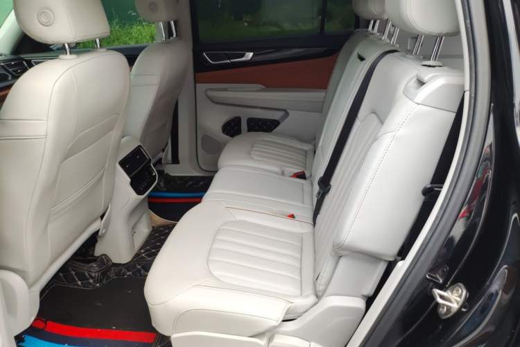 Used Volkswagen Teramont 2022 330TSI Two-Wheel-Drive Prestige Luxury Edition Left Rear Seat