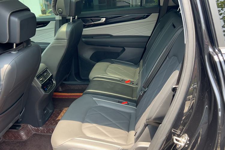 Used Volkswagen Teramont 2022 380TSI Four-Wheel Drive Prestige Flagship Edition Left Rear Seat