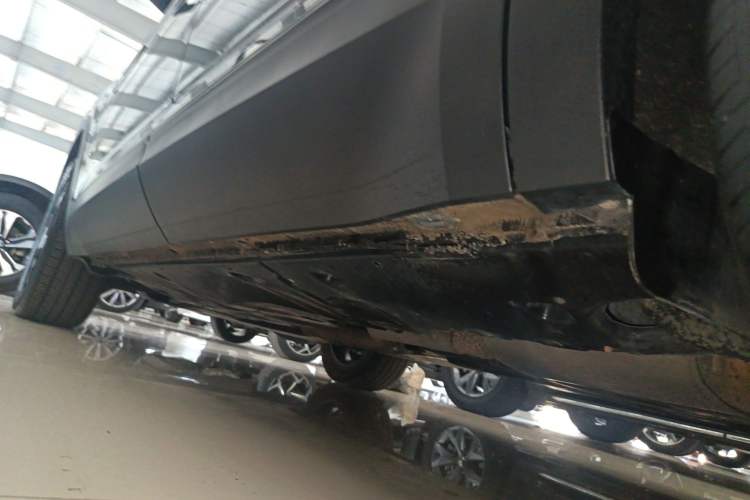 Used Volkswagen Teramont 2022 380TSI Four-Wheel Drive Luxury Edition Left Side Sill