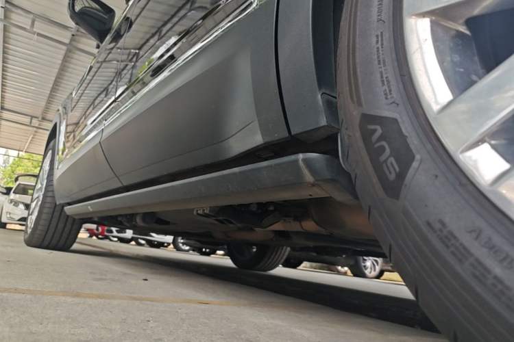 Used Volkswagen Teramont 2022 380TSI Four-Wheel Drive Prestige Flagship Edition Left Side Sill