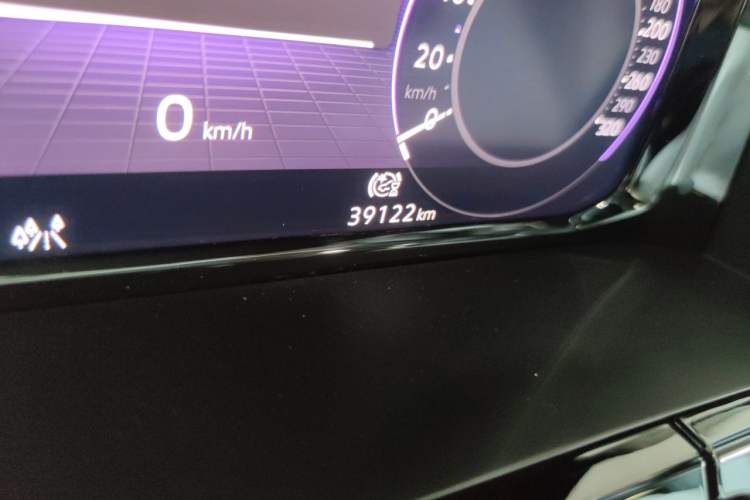 Used Volkswagen Teramont 2022 380TSI Four-Wheel Drive Prestige Luxury Edition Odometer Close Up