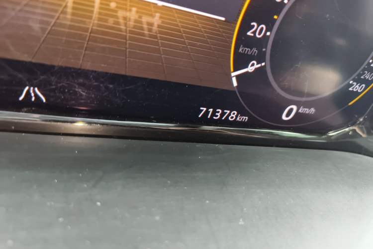 Used Volkswagen Teramont 2022 380TSI Four-Wheel Drive Prestige Luxury Edition Odometer Close Up
