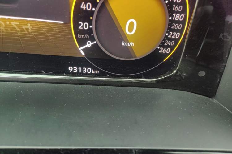 Used Volkswagen Teramont 2022 330TSI Two-Wheel-Drive Luxury Edition Odometer Close Up