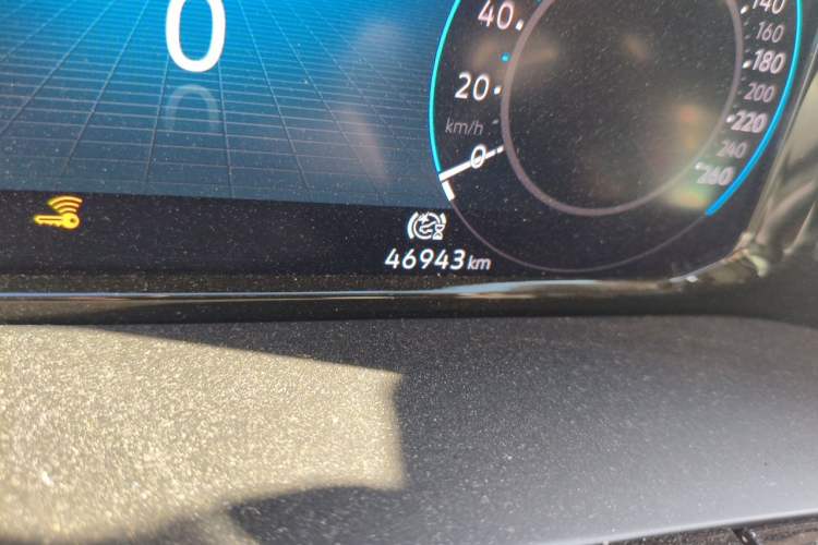 Used Volkswagen Teramont 2022 330TSI Two-Wheel-Drive Prestige Luxury Edition Odometer Close Up