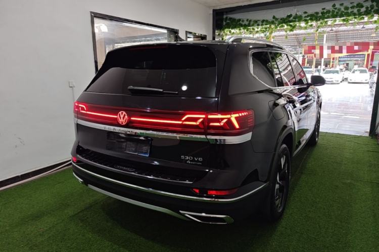 Used Volkswagen Teramont 2022 530 V6 Four-Wheel Drive Prestige Luxury Edition Rear Right 45 Deg