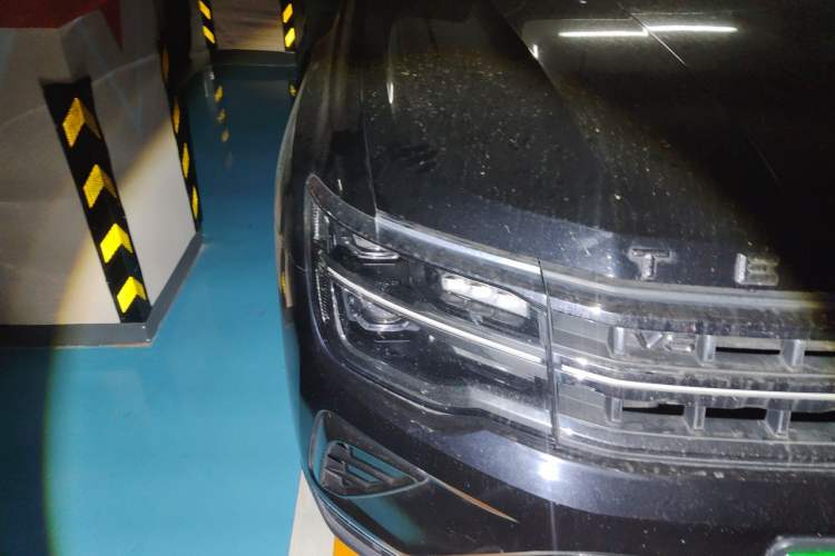 Used Volkswagen Teramont 2022 380TSI Four-Wheel Drive Prestige Luxury Edition Right Front Headlight