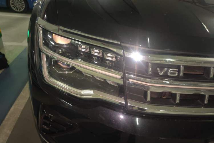 Used Volkswagen Teramont 2022 530 V6 Four-Wheel Drive Prestige Flagship Edition Right Front Headlight