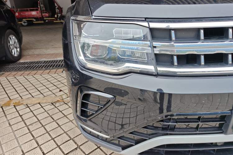 Used Volkswagen Teramont 2022 380TSI Four-Wheel Drive Prestige Luxury Edition Right Front Headlight