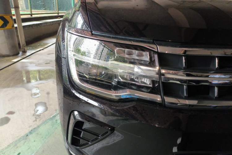 Used Volkswagen Teramont 2022 380TSI Four-Wheel Drive Prestige Luxury Edition Right Front Headlight