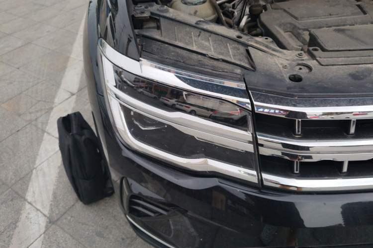Used Volkswagen Teramont 2022 330TSI Two-Wheel-Drive Prestige Luxury Edition Right Front Headlight