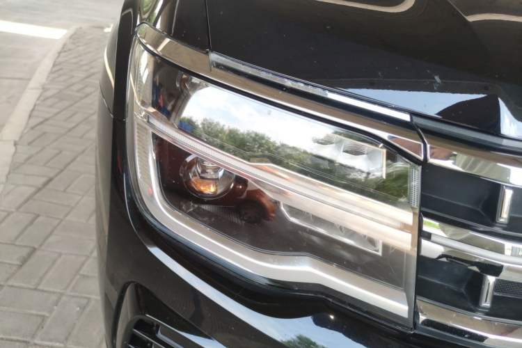 Used Volkswagen Teramont 2022 380TSI Four-Wheel Drive Prestige Luxury Edition Right Front Headlight