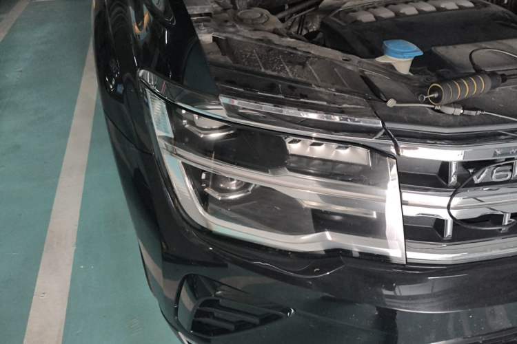 Used Volkswagen Teramont 2022 530 V6 Four-Wheel Drive Prestige Luxury Edition Right Front Headlight