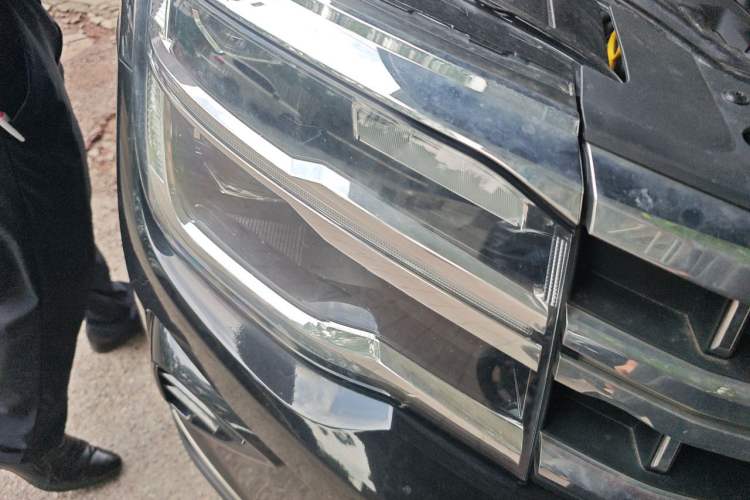 Used Volkswagen Teramont 2022 380TSI Four-Wheel Drive Prestige Luxury Edition Right Front Headlight