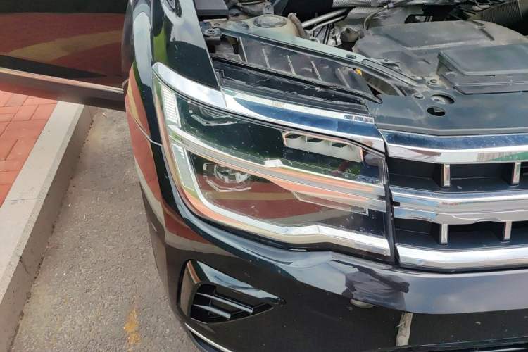 Used Volkswagen Teramont 2022 330TSI Two-Wheel-Drive Prestige Luxury Edition Right Front Headlight