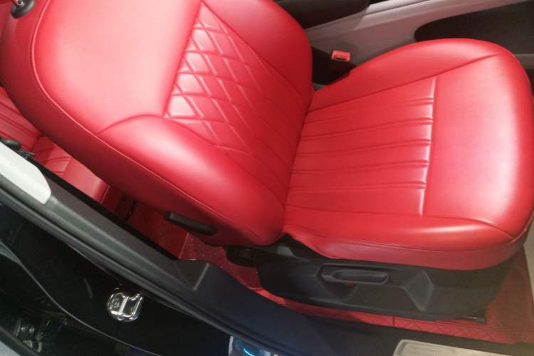 Used Volkswagen Teramont 2022 330TSI Two-Wheel-Drive Luxury Edition Right Front Seat