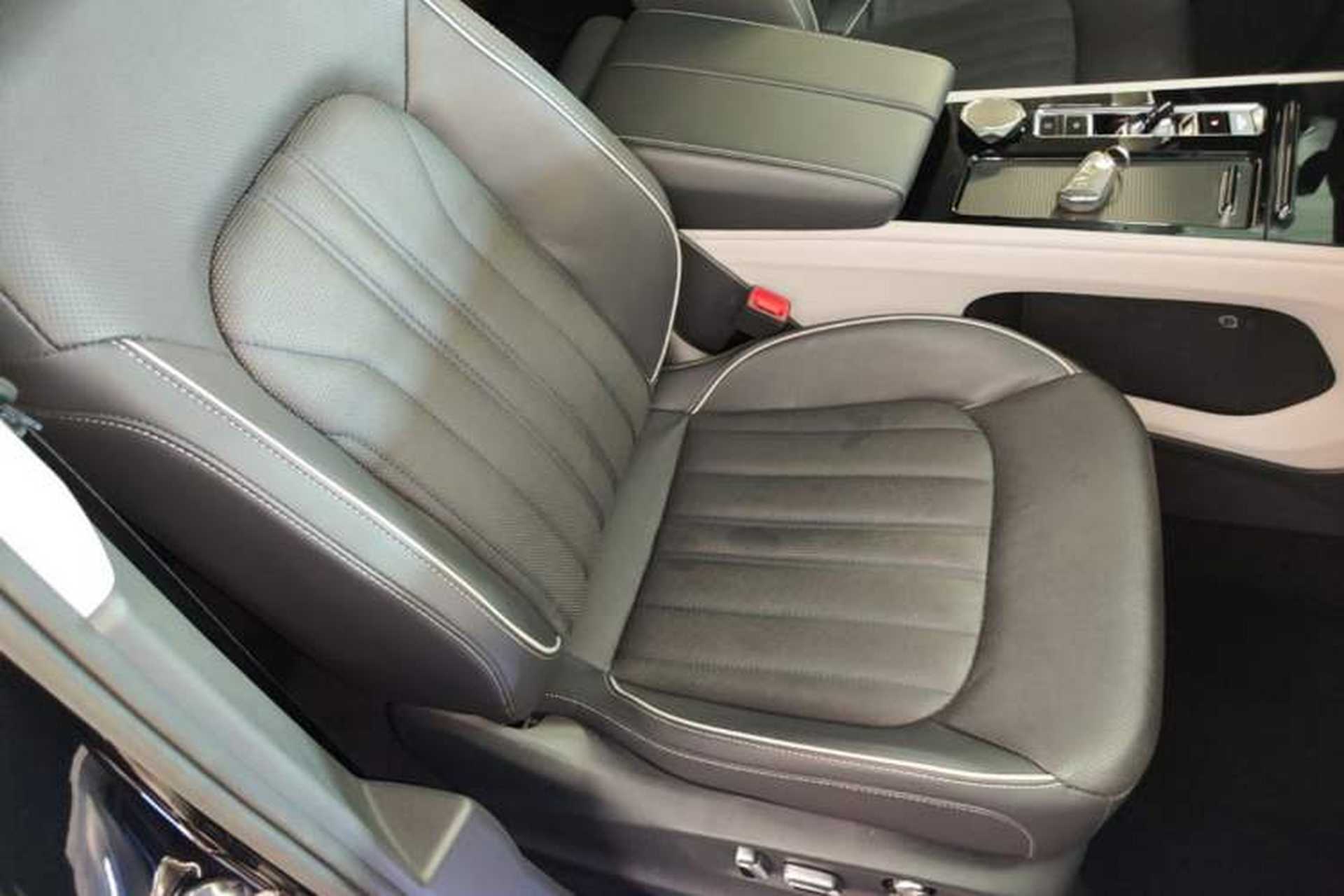 Used Volkswagen Teramont 2022 330TSI Two-Wheel-Drive Prestige Luxury Edition Right Front Seat