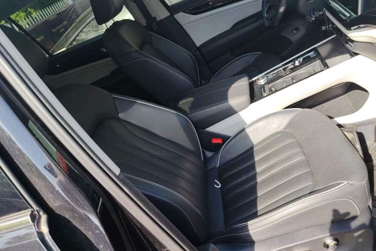 Used Volkswagen Teramont 2022 380TSI Four-Wheel Drive Prestige Luxury Edition Right Front Seat