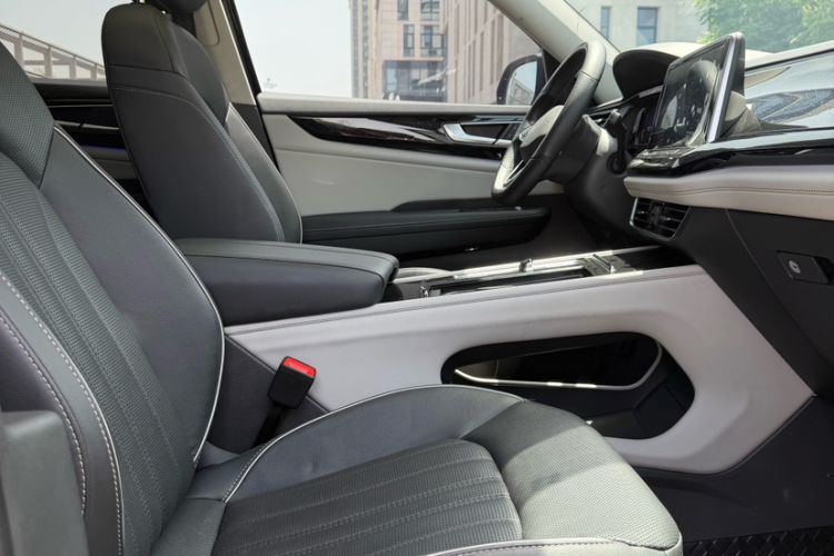 Used Volkswagen Teramont 2022 330TSI Two-Wheel-Drive Prestige Luxury Edition Right Front Seat