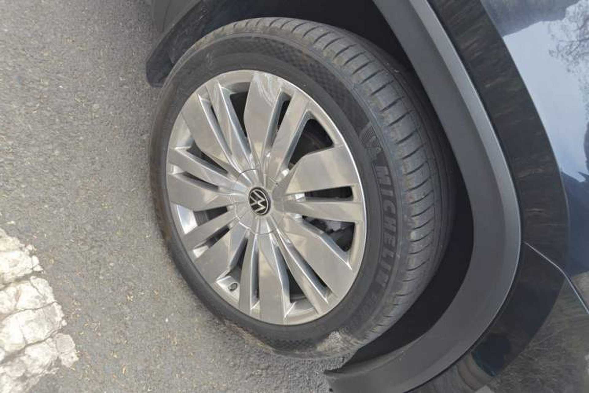 Used Volkswagen Teramont 2022 380TSI Four-Wheel Drive Prestige Flagship Edition Right Front Wheel Hub