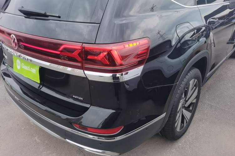 Used Volkswagen Teramont 2022 380TSI Four-Wheel Drive Prestige Luxury Edition Right Rear Taillight