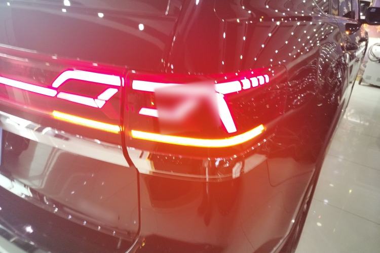 Used Volkswagen Teramont 2022 380TSI Four-Wheel Drive Prestige Luxury Edition Right Rear Taillight