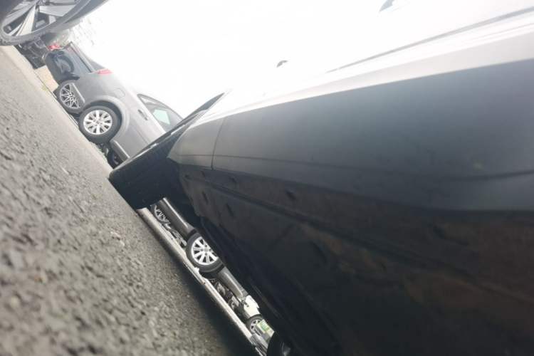 Used Volkswagen Teramont 2022 380TSI Four-Wheel Drive Luxury Edition Right Side Sill