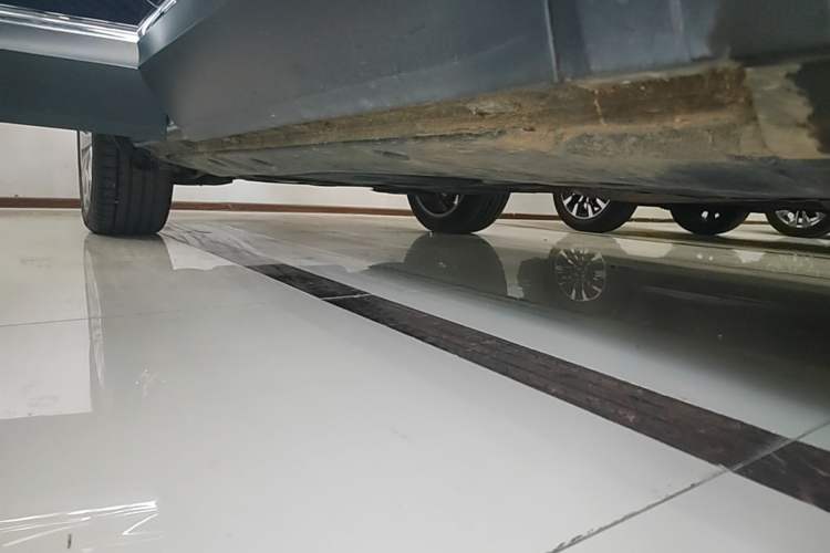 Used Volkswagen Teramont 2022 380TSI Four-Wheel Drive Prestige Flagship Edition Right Side Sill