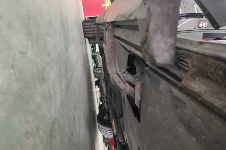 Used Volkswagen Teramont 2022 380TSI Four-Wheel Drive Luxury Edition Right Side Sill