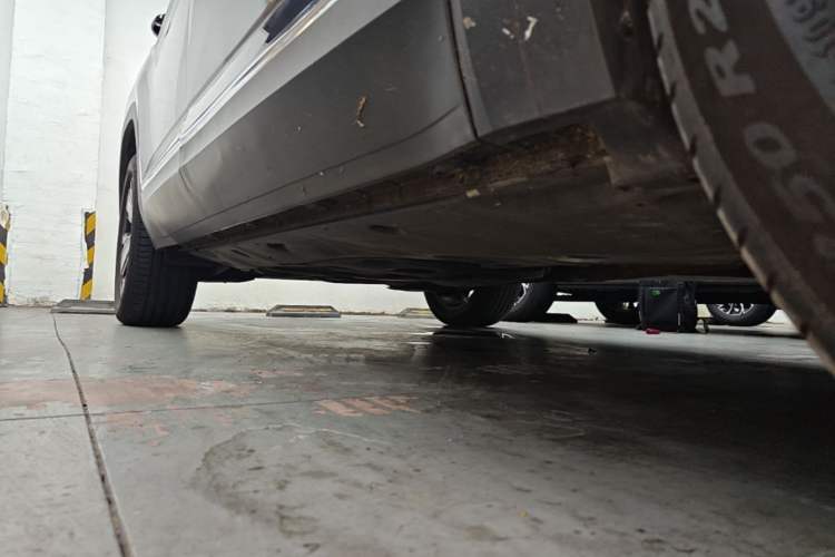 Used Volkswagen Teramont 2022 380TSI Four-Wheel Drive Prestige Luxury Edition Right Side Sill