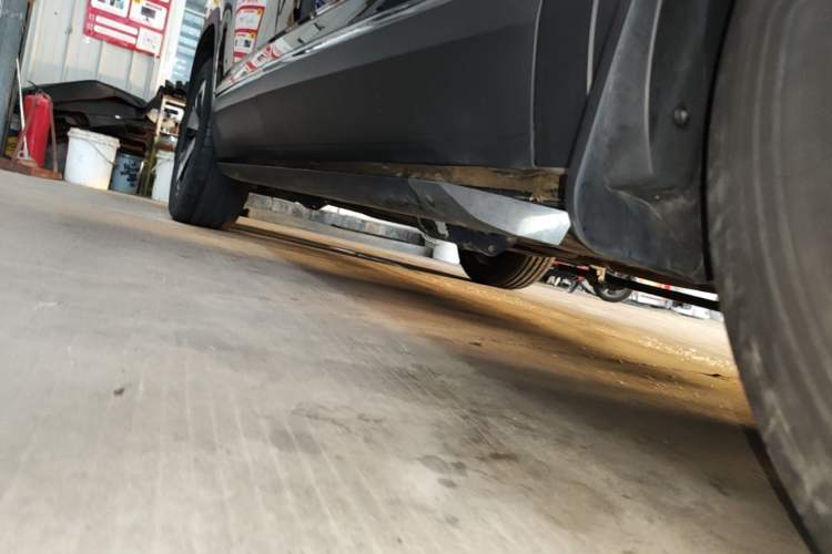 Used Volkswagen Teramont 2022 330TSI Two-Wheel-Drive Prestige Luxury Edition Right Side Sill