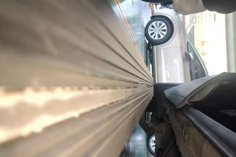 Used Volkswagen Teramont 2022 380TSI Four-Wheel Drive Prestige Flagship Edition Right Side Sill