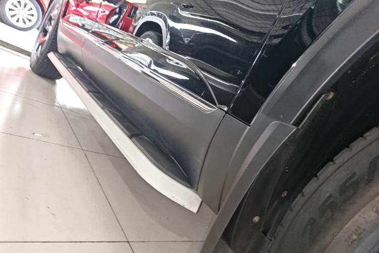 Used Volkswagen Teramont 2022 380TSI Four-Wheel Drive Prestige Luxury Edition Right Side Sill