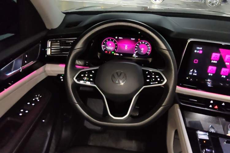Used Volkswagen Teramont 2022 380TSI Four-Wheel Drive Luxury Edition Steering Wheel
