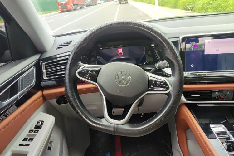 Used Volkswagen Teramont 2022 330TSI Two-Wheel-Drive Prestige Luxury Edition Steering Wheel