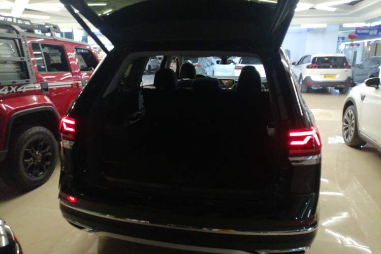 Used Volkswagen Teramont 2022 380TSI Four-Wheel Drive Prestige Luxury Edition Trunk