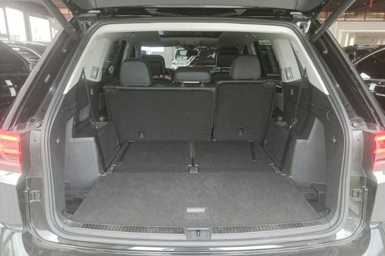 Used Volkswagen Teramont 2022 380TSI Four-Wheel Drive Prestige Flagship Edition Trunk