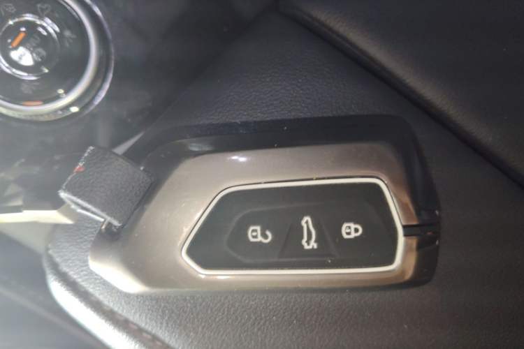 Used Volkswagen Teramont 2022 380TSI Four-Wheel Drive Prestige Luxury Edition Vehicle Key