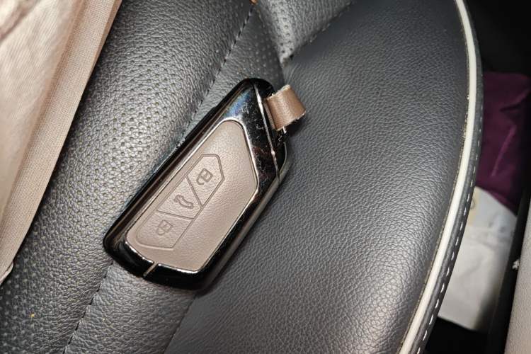 Used Volkswagen Teramont 2022 380TSI Four-Wheel Drive Prestige Luxury Edition Vehicle Key