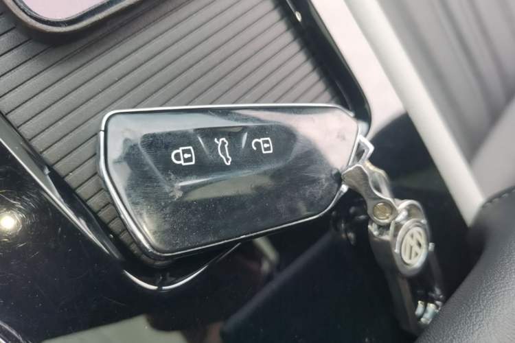Used Volkswagen Teramont 2022 380TSI Four-Wheel Drive Luxury Edition Vehicle Key