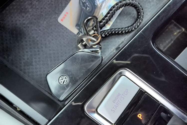 Used Volkswagen Teramont 2022 380TSI Four-Wheel Drive Luxury Edition Vehicle Key