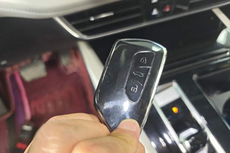 Used Volkswagen Teramont 2022 380TSI Four-Wheel Drive Prestige Luxury Edition Vehicle Key