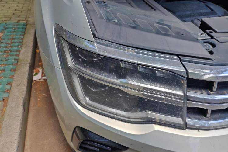 Used Volkswagen Teramont 2022 380TSI Four-Wheel Drive Prestige Flagship Edition Right Front Headlight