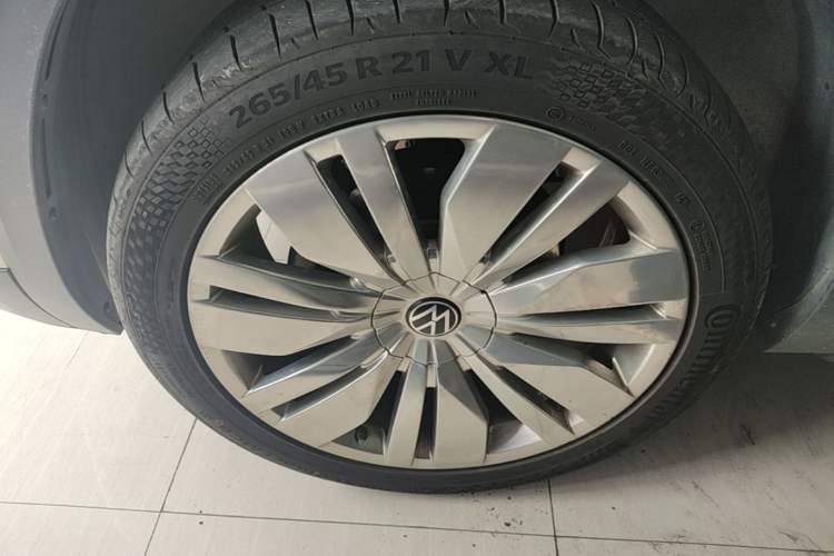 Used Volkswagen Teramont 2022 530 V6 Four-Wheel Drive Prestige Flagship Edition Left Front Wheel Hub
