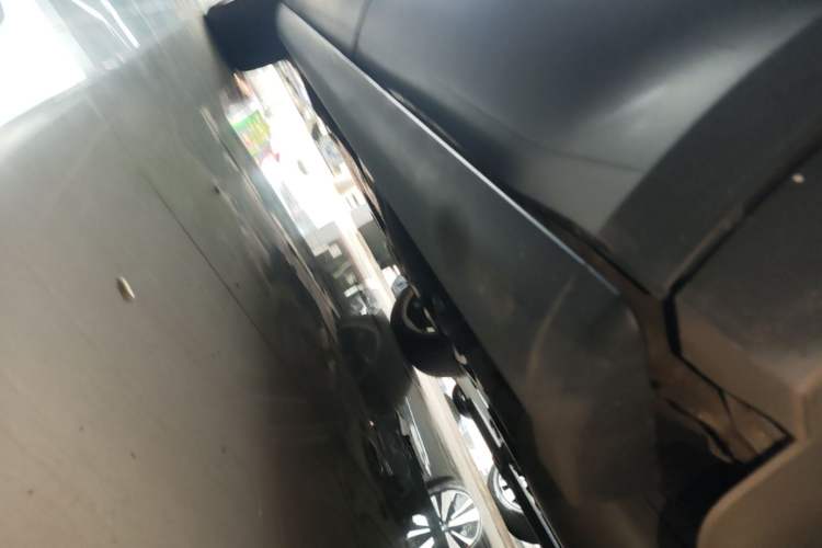 Used Volkswagen Teramont 2022 530 V6 Four-Wheel Drive Prestige Flagship Edition Left Side Sill
