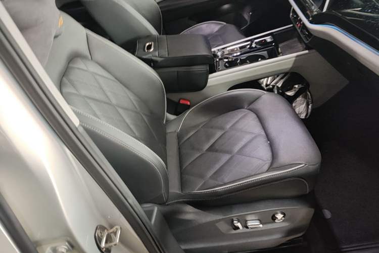 Used Volkswagen Teramont 2022 530 V6 Four-Wheel Drive Prestige Flagship Edition Right Front Seat