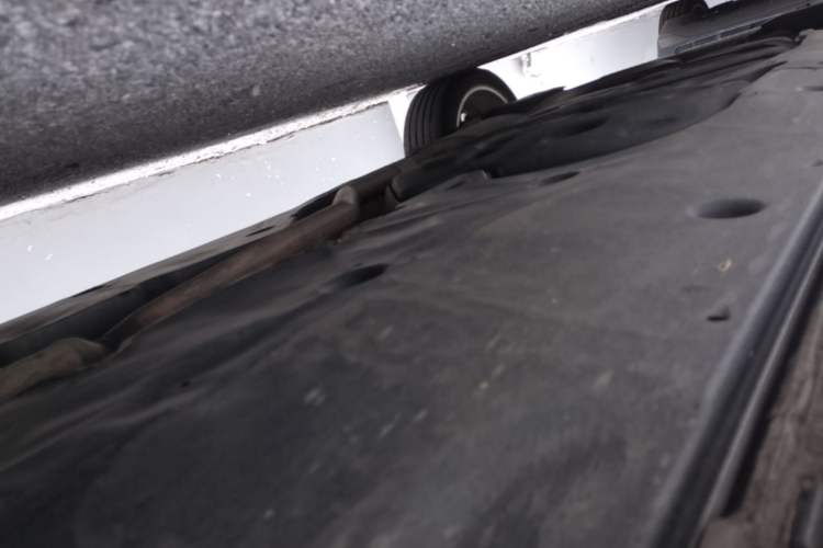 Used Volkswagen Teramont  Chassis Front Right